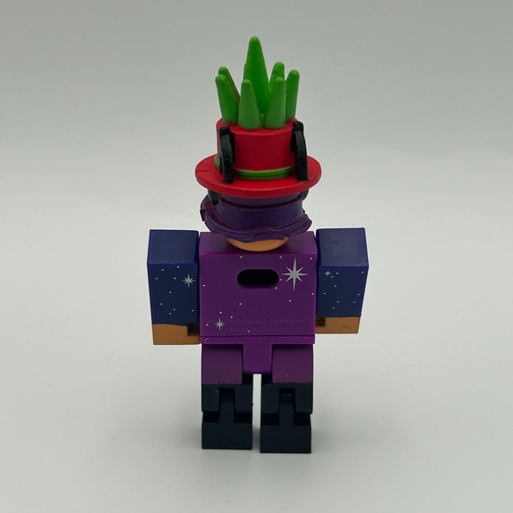 Roblox Character 2.75" Robo693 CrazyBlox with Plant Hat, no code - Picture 4 of 5